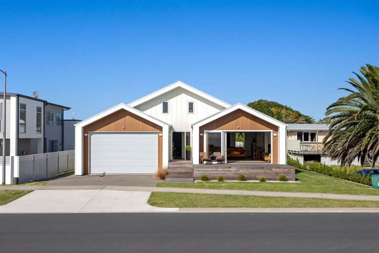 376 Ocean Road Ohope_30