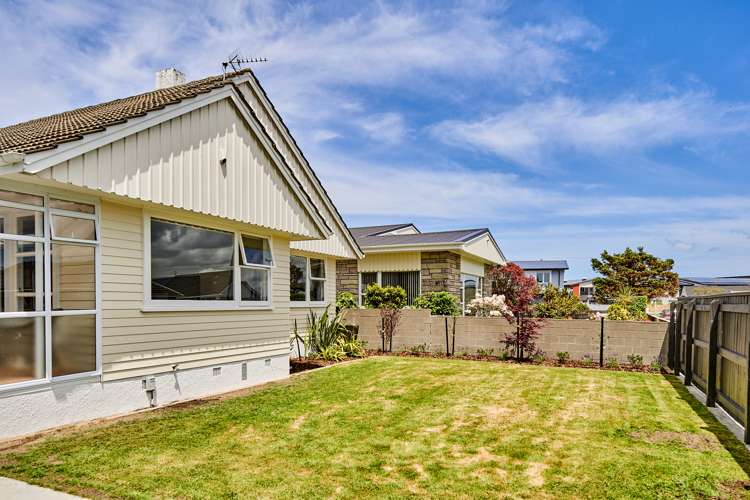 74 Wai-Iti Crescent Woburn_18