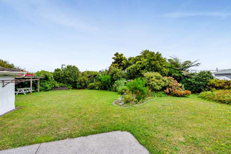 80 Gisborne Terrace Opunake_15