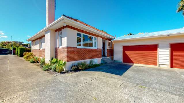 21 Military Road Boulcott_1