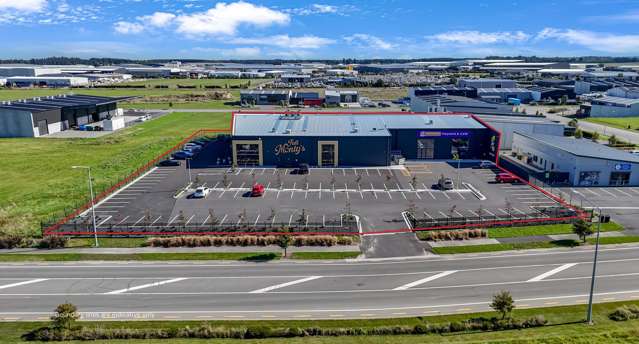 Trophy industrial asset with high-end fitout