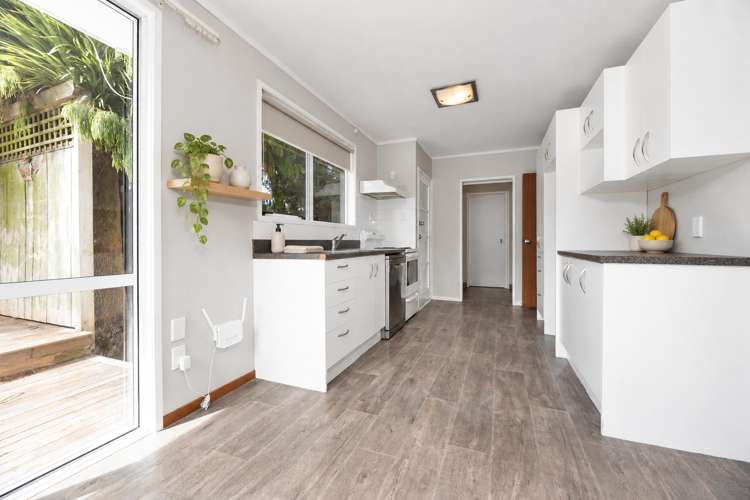 14 Florence Daly Place Mt Roskill_4