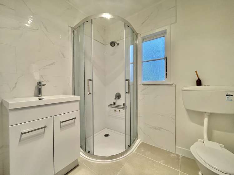 22 Esk Crescent Tokoroa_10