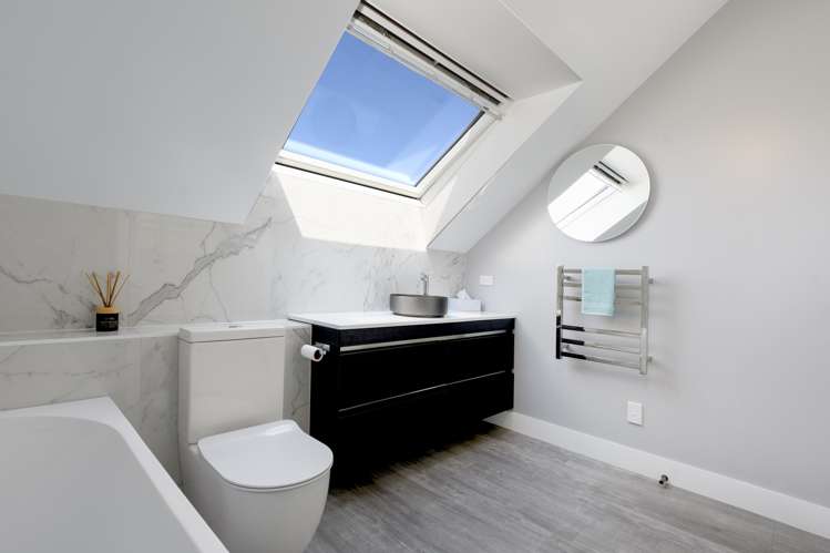 76a Harbour Drive Otumoetai_22