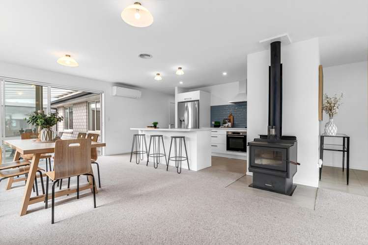 3 Komata Crescent Papamoa Beach_3