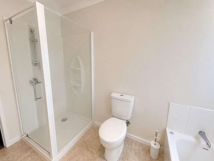 15 Tarbet Street Flaxmere_16