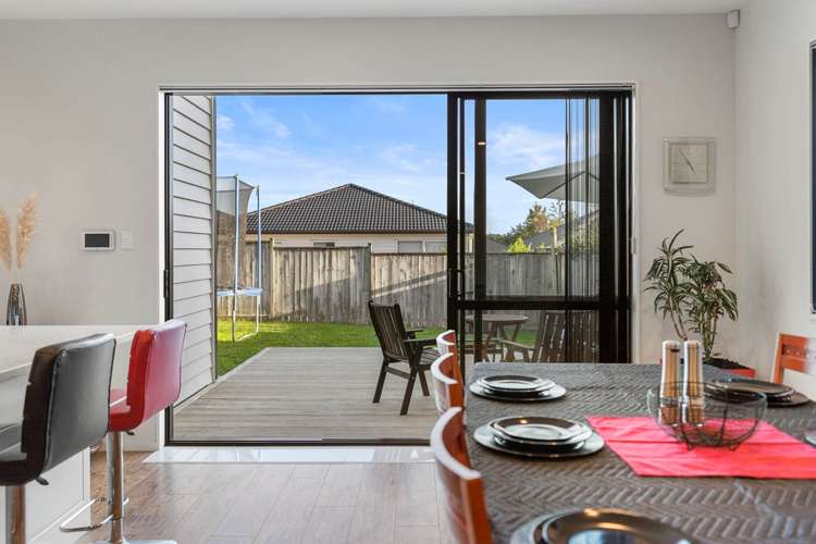 39 Hangahai Road Flat Bush_13