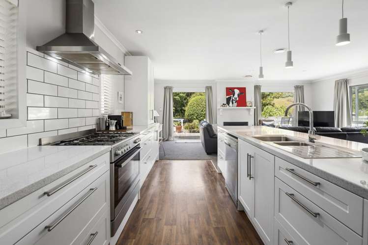 1 Summit Road Lake Okareka_6