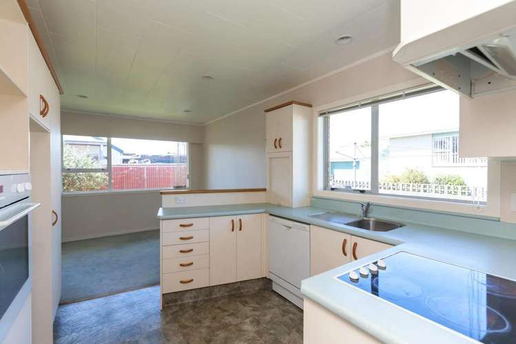 14 Truby King Street Merrilands_4