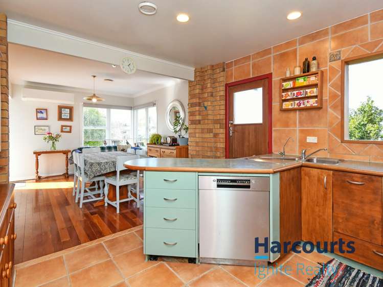 8 Youngs Road Papakura_15