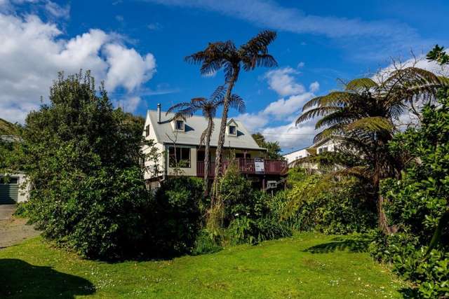 29 Tainui Street Mokau_2