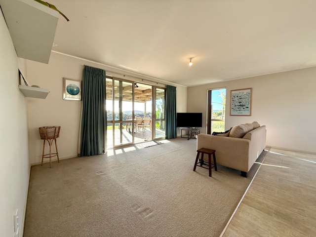 1043 Ohautira Road Raglan_1