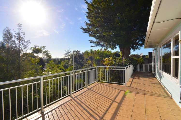 14 De Val Drive Titirangi_18