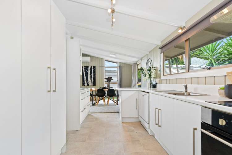 2 Holloway Place Forest Lake_3