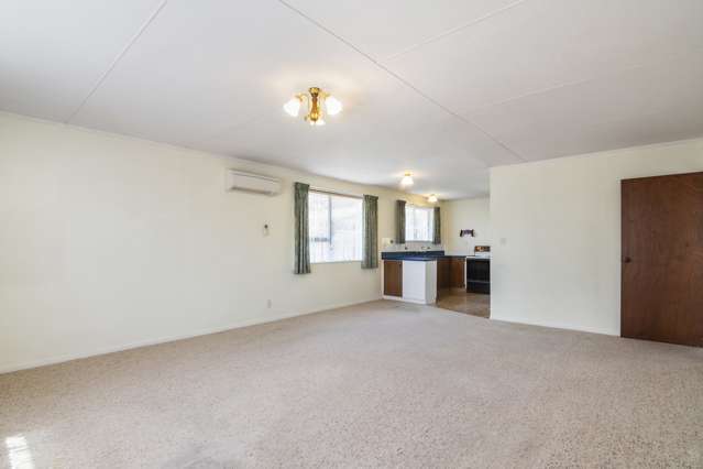 2/103 Queen Street Richmond_4