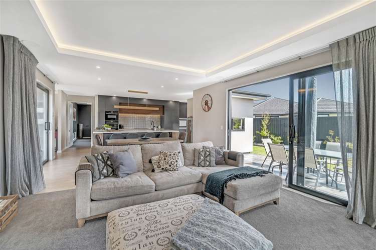 10 Snow Cup Close Lincoln_10