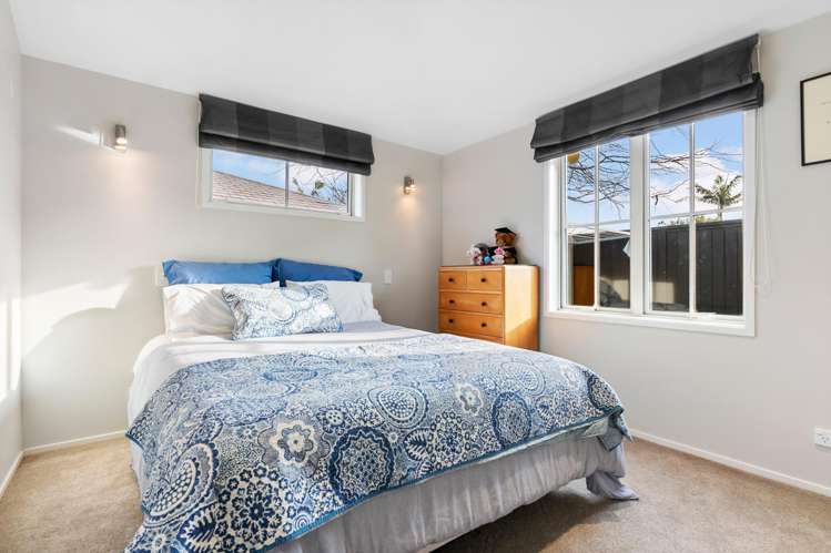 2/33 Ronaki Road Mission Bay_27