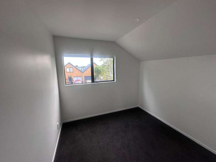 1/16 Yang Place Papakura_3