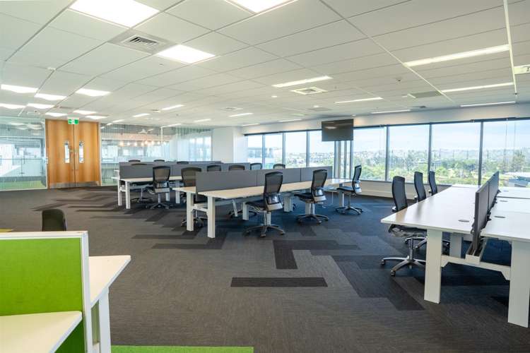 Smales Farm 74 Taharoto Road Takapuna_1