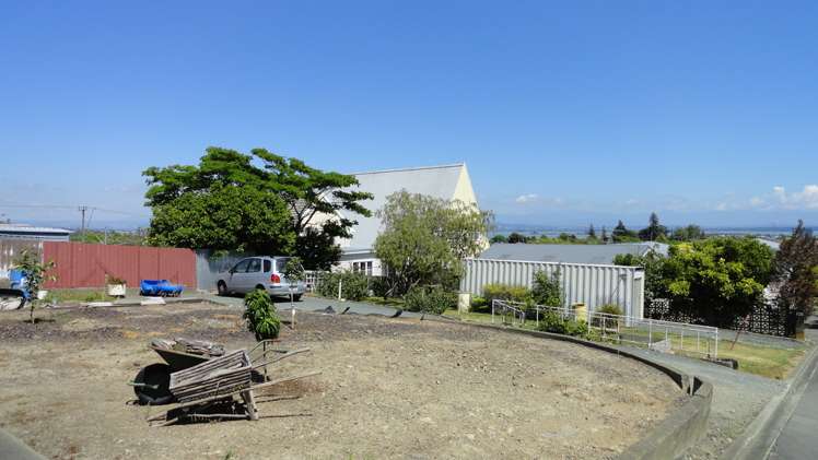 194 The Ridgeway Stoke_10