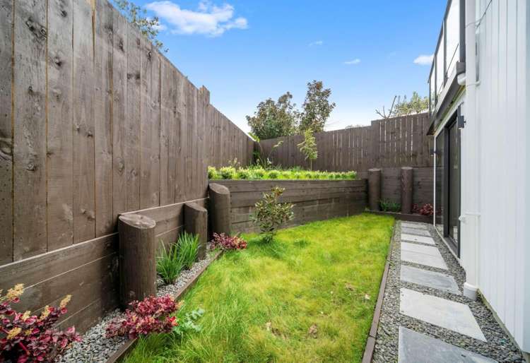 21B Salamanca Road 1622_22