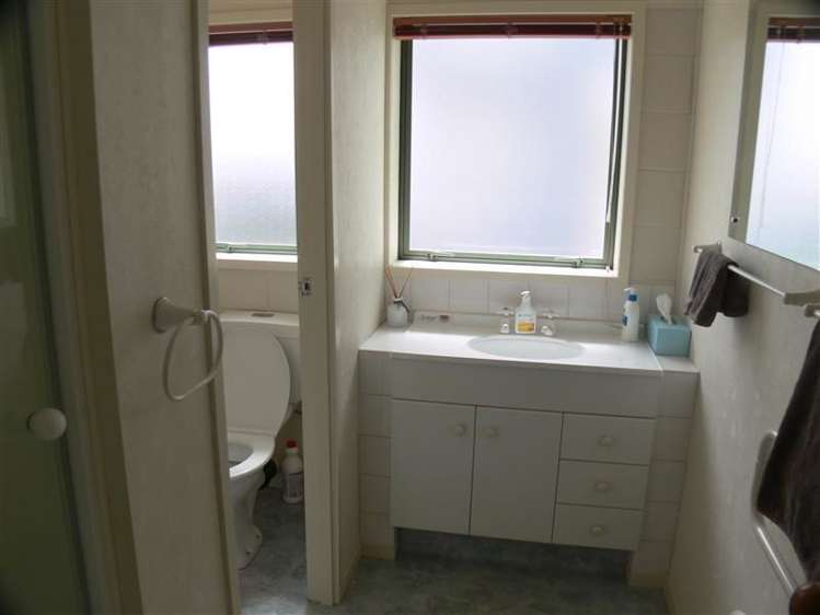 1b Bagnall Place Pauanui_1