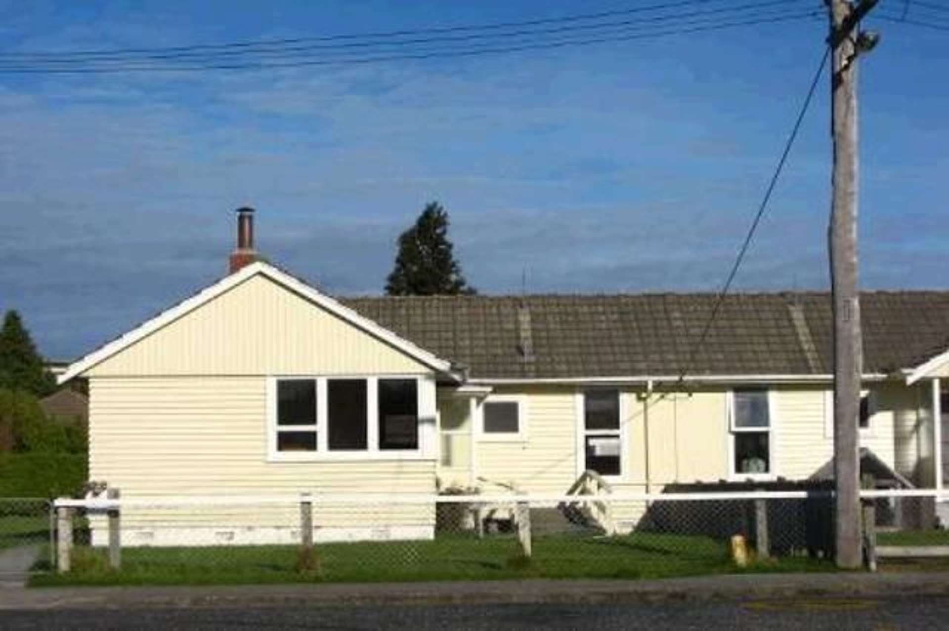 9 Hamilton Place Gore Surrounds_0