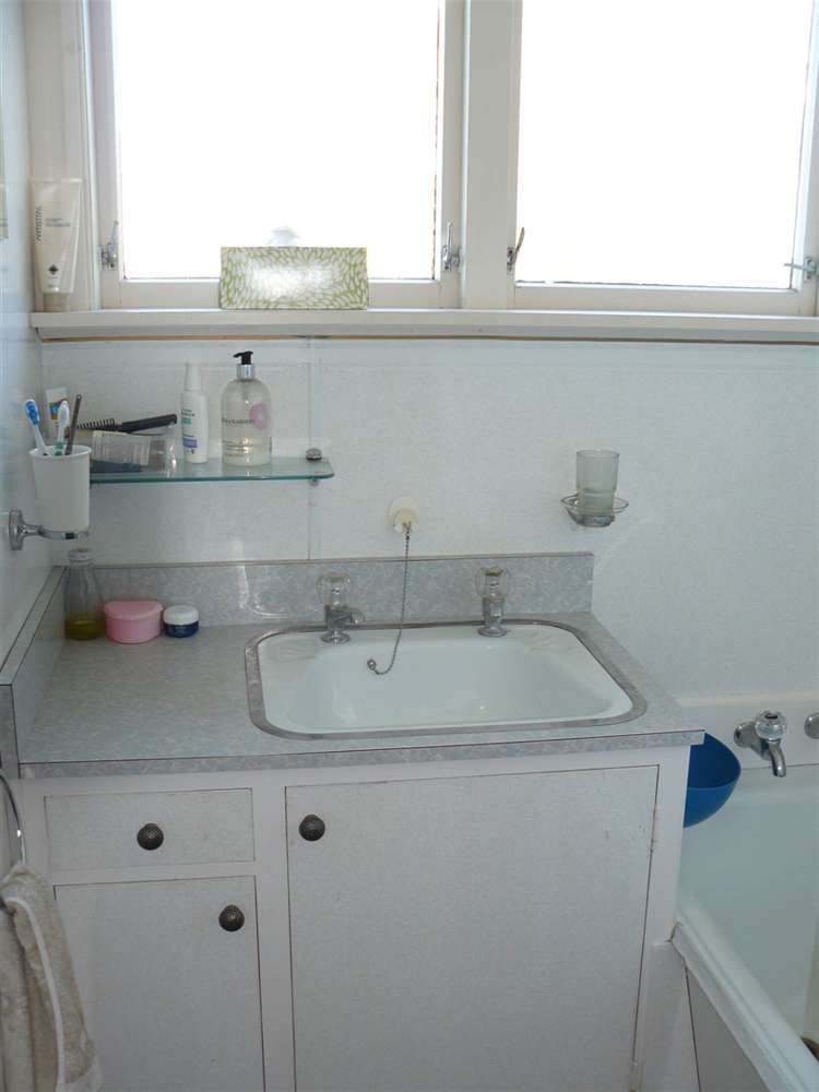 62 Grants Road Marchwiel_14