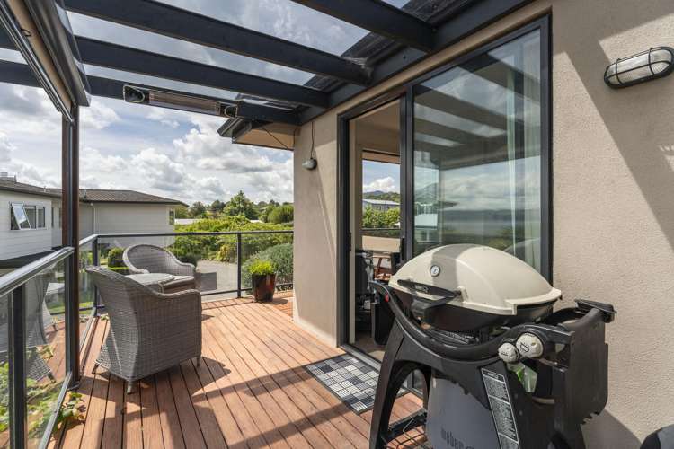 2/54 Hawai Street Two Mile Bay_12