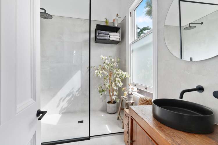 250 Main Street 1274_16