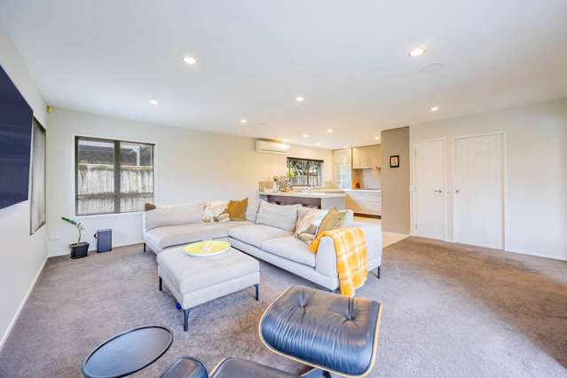 29 Kestev Drive Flat Bush_3