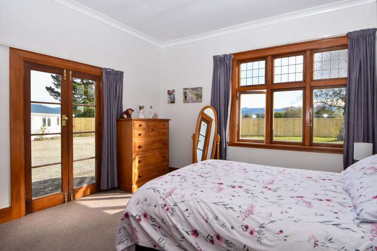 15 Brown Avenue Carterton_19