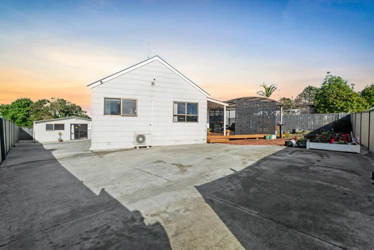 97 Hyperion Drive Randwick Park_16