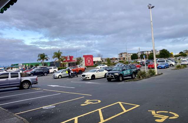 A6/192 Universal Drive Henderson_2