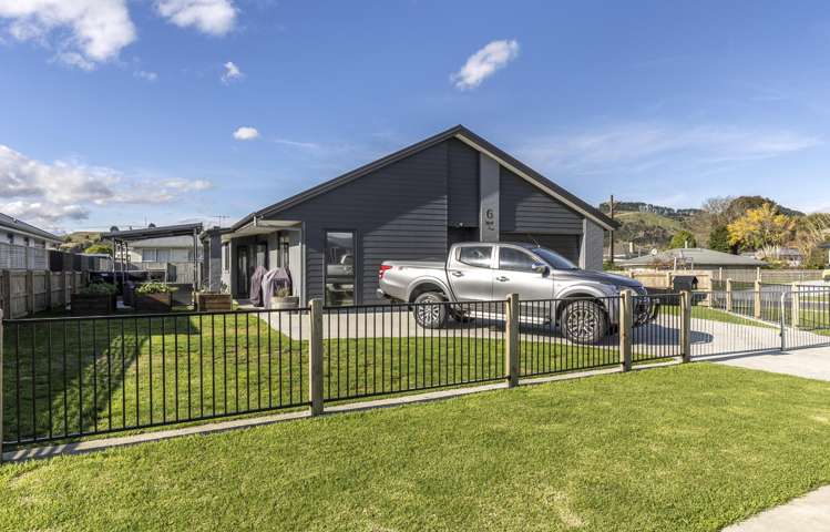 6 Waugh Lane Huntly_2