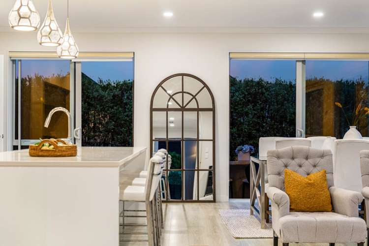 58 Colonial Drive Silverdale_17