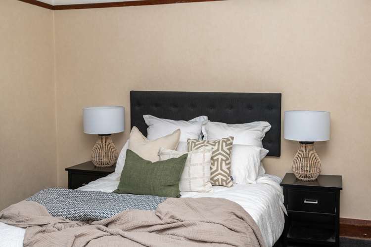 102 Middle Road Allenton_10