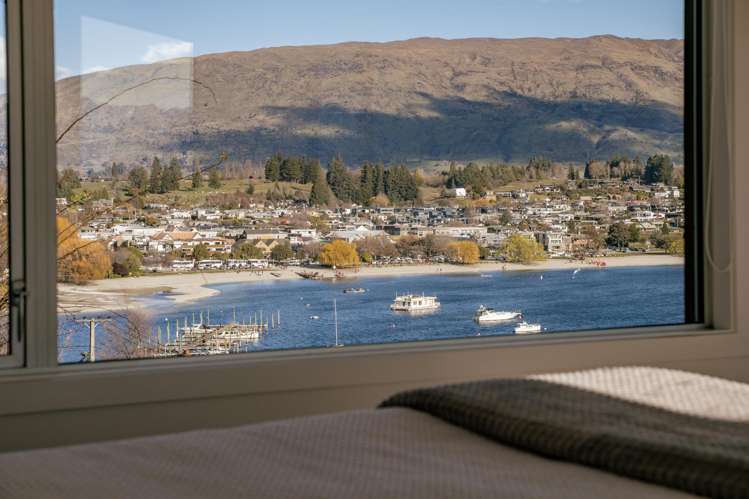 2/124 Lismore Street Wanaka_9