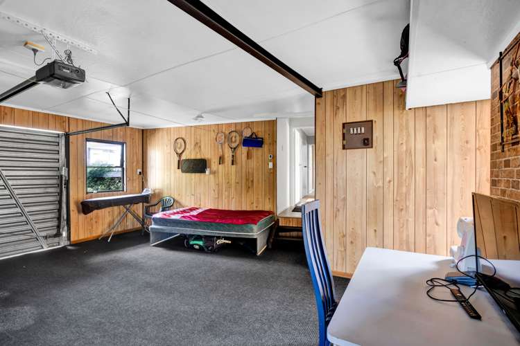 16 Ropata Street Hawera_9