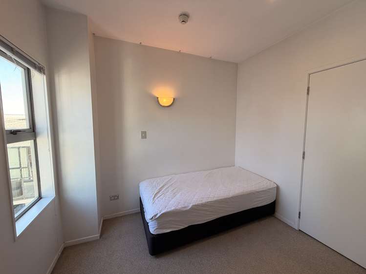 1407/17 Vogel Lane Auckland CBD_8
