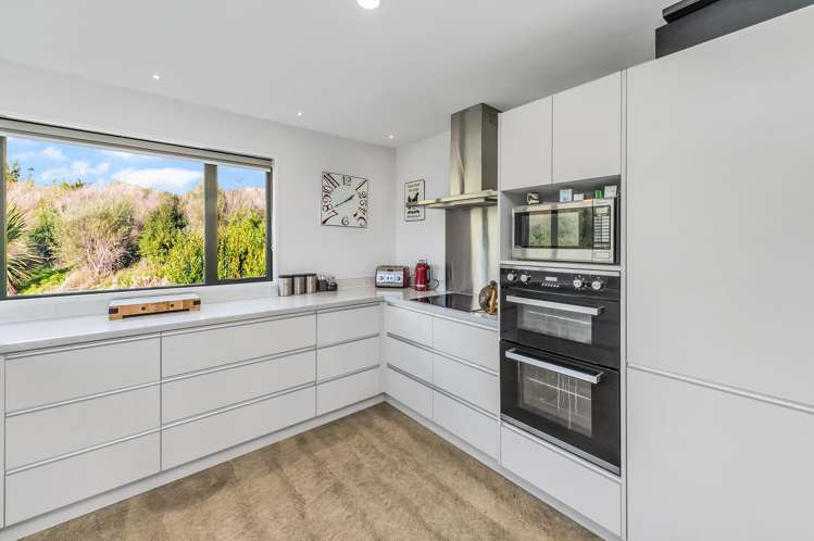 2/242 Ahuriri Road Tai Tapu_9