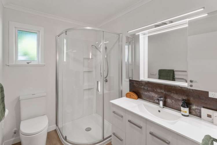 2 Chisnall Street Stoke_12
