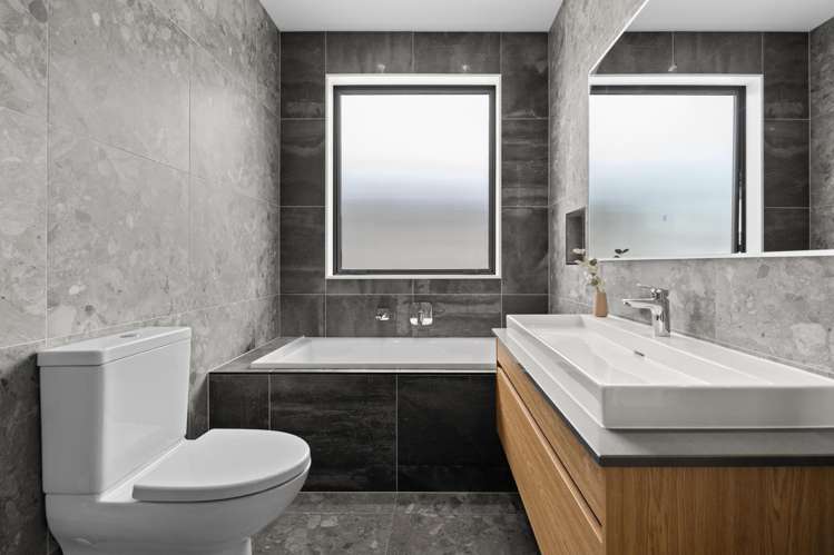 8 Kumukumu Road Long Bay_25