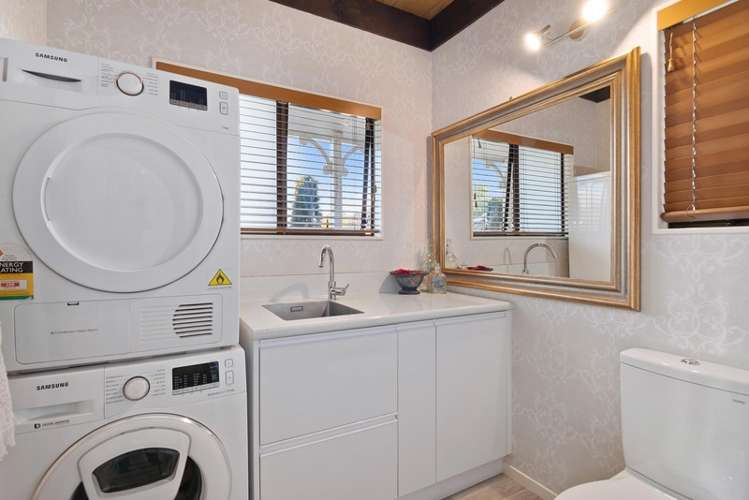 17 Harcourt Place Wakefield_12