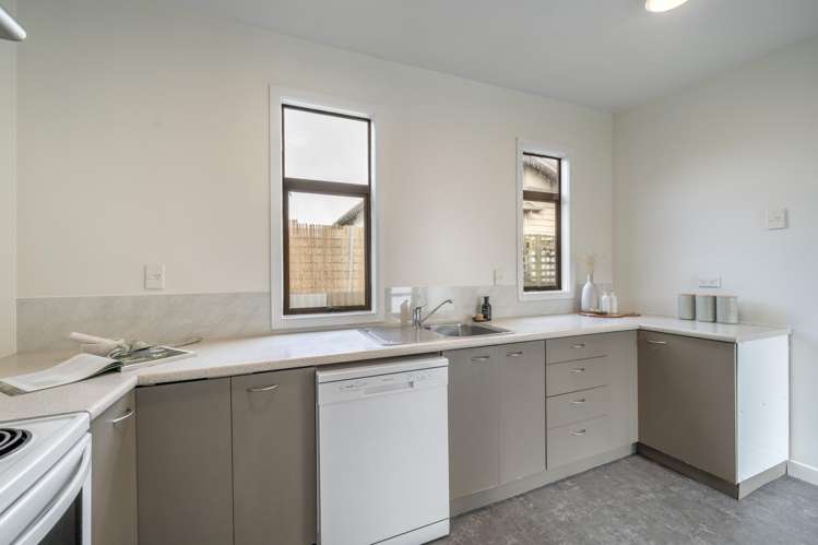 27 Lowe Street Avenal_4