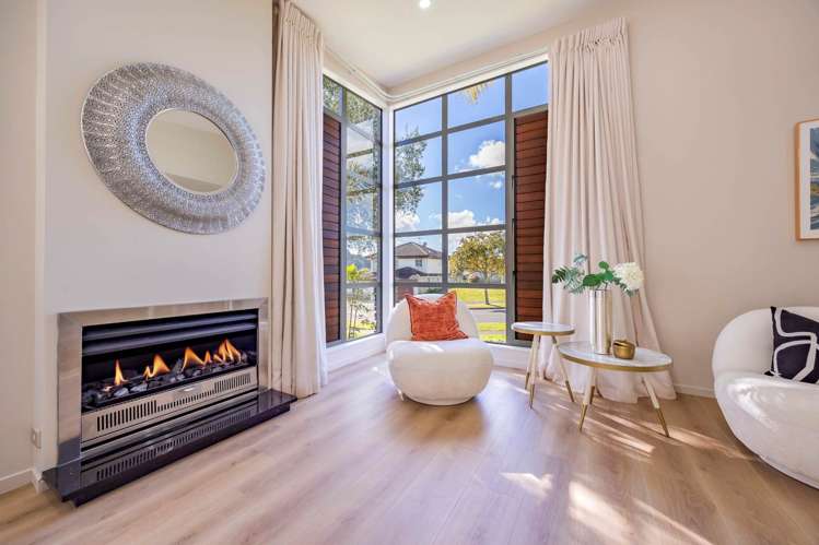 5 Mary Forgham Drive Greenhithe_25