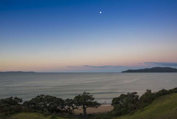 20 Dudley Crescent Cable Bay_13