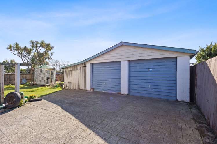 93 Farquhars Road Redwood_16