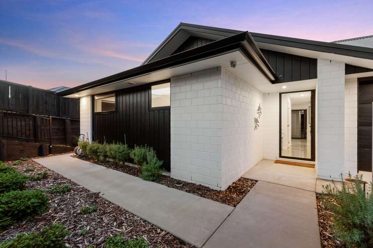 15 Hayward Place Ohauiti_17