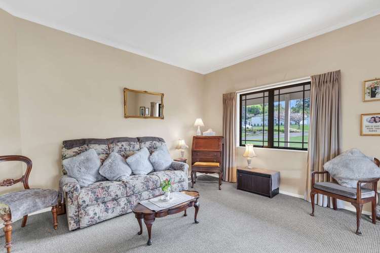 20 Paraekaretu Street Hunterville_6